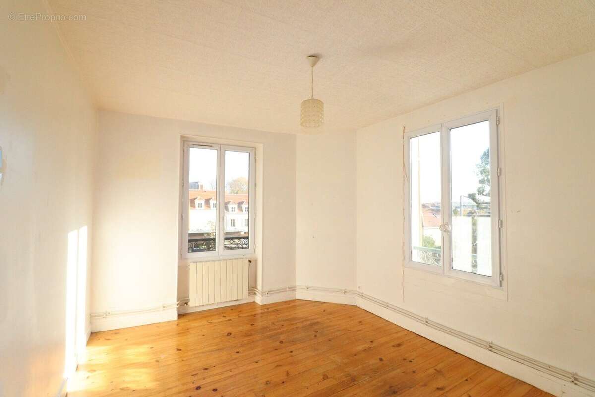 Appartement à LOUVECIENNES