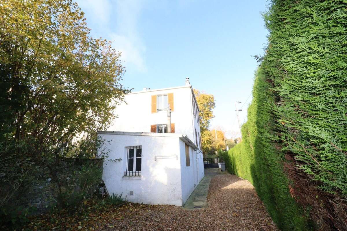 Appartement à LOUVECIENNES