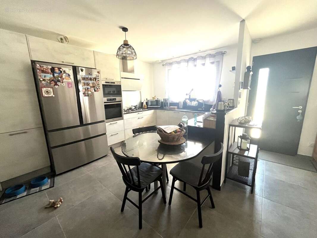 Maison à LA LONDE-LES-MAURES