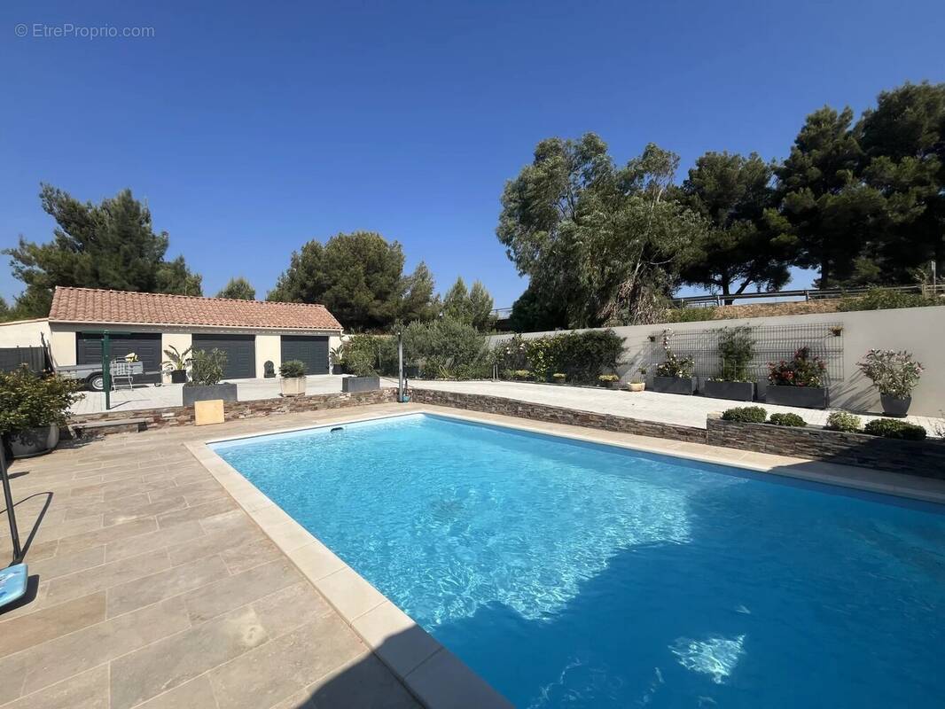 Maison à LA LONDE-LES-MAURES