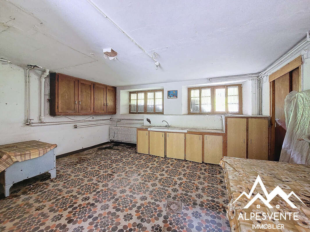 avendre-maison-à-rénover-seytroux-alpesvente  - Maison à SEYTROUX