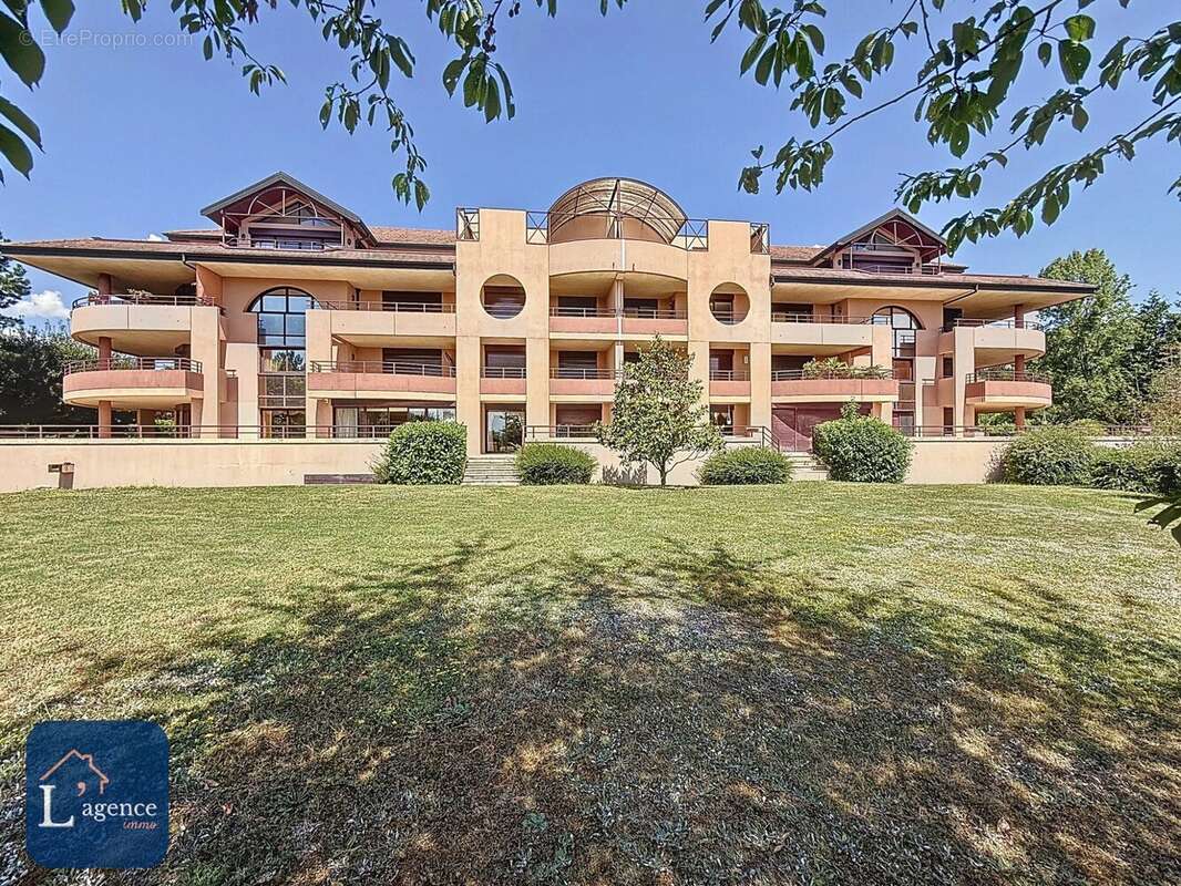 Appartement à PREVESSIN-MOENS