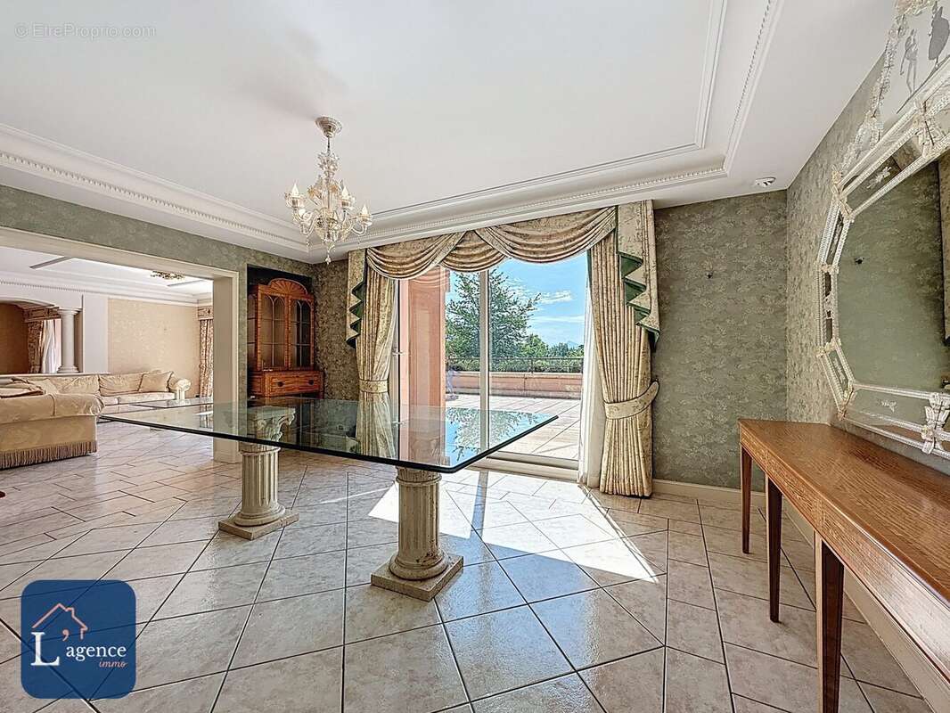 Appartement à PREVESSIN-MOENS