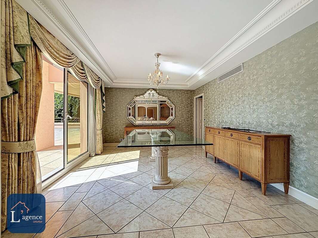 Appartement à PREVESSIN-MOENS