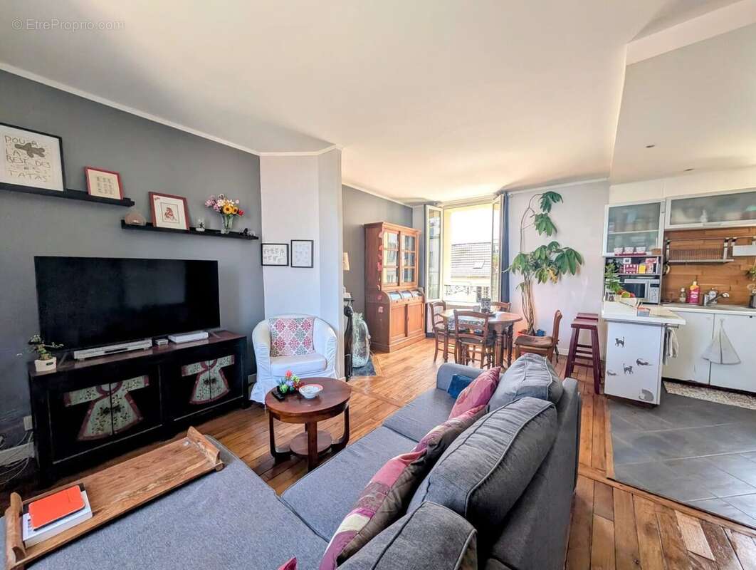 Appartement à SAINT-CYR-L'ECOLE