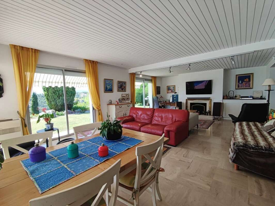 Maison à CAGNES-SUR-MER