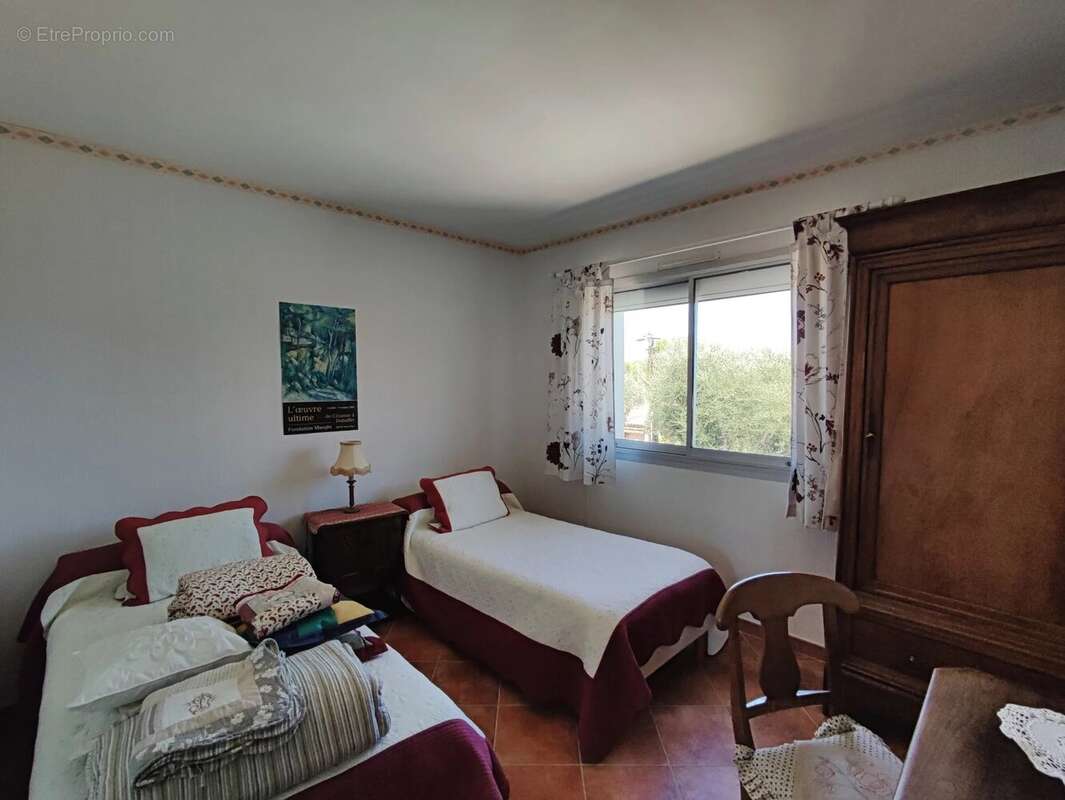 Maison à CAGNES-SUR-MER