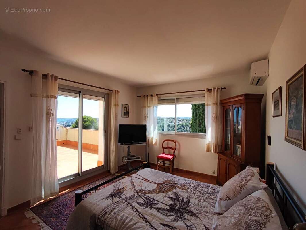 Maison à CAGNES-SUR-MER