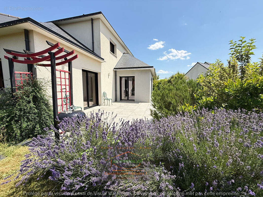 Maison à MONTAUBAN-DE-BRETAGNE