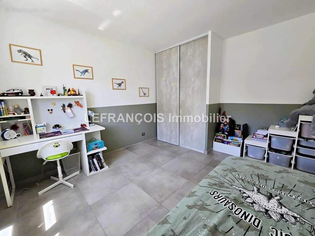 Maison à PEYMEINADE