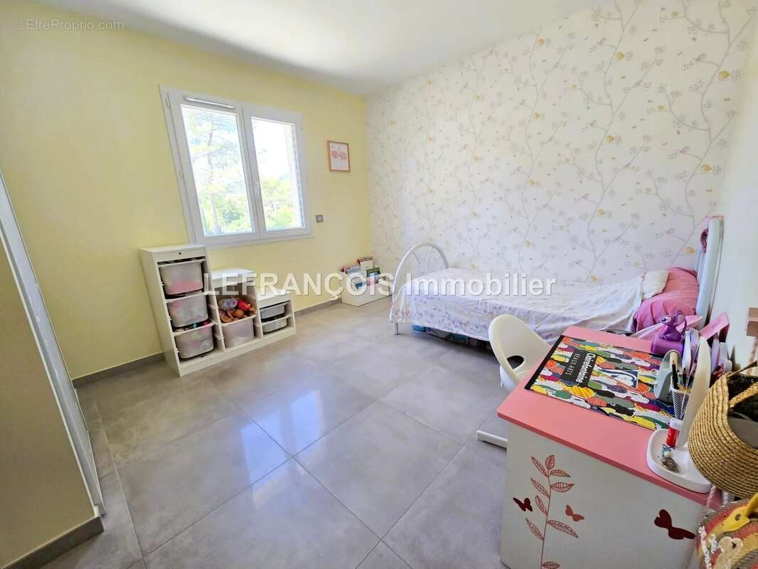 Maison à PEYMEINADE