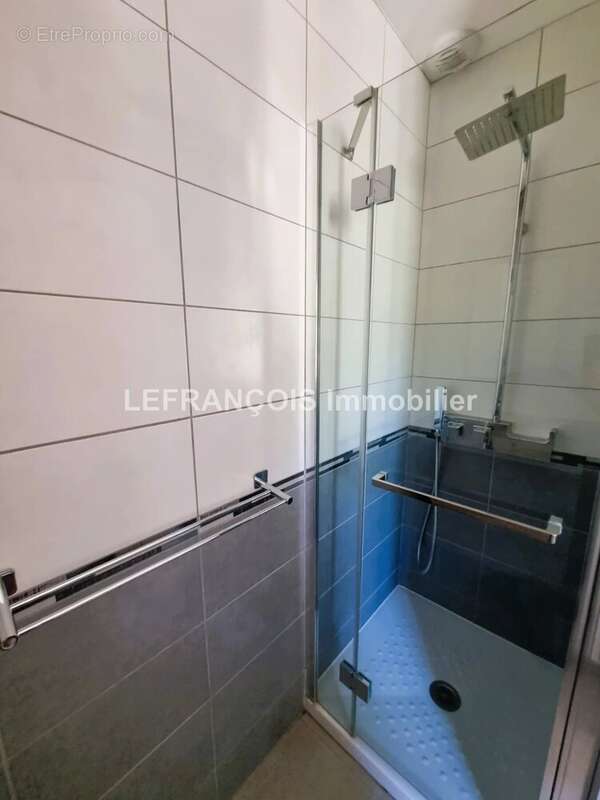 Maison à PEYMEINADE