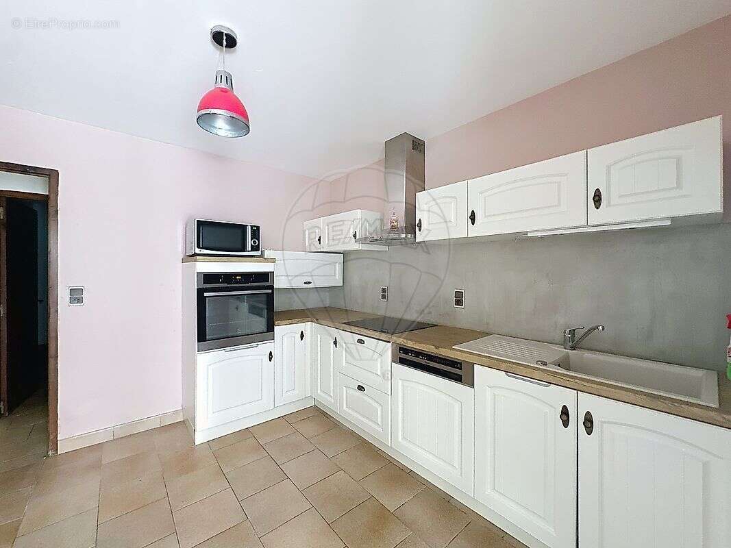 Maison à SAINT-PRIVAT-DES-VIEUX