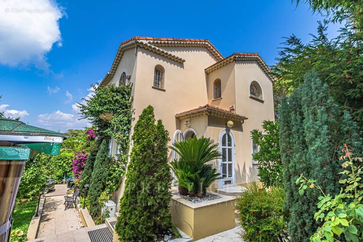 Maison à ANTIBES