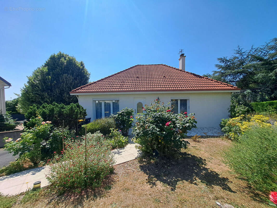 Maison à CHATELLERAULT