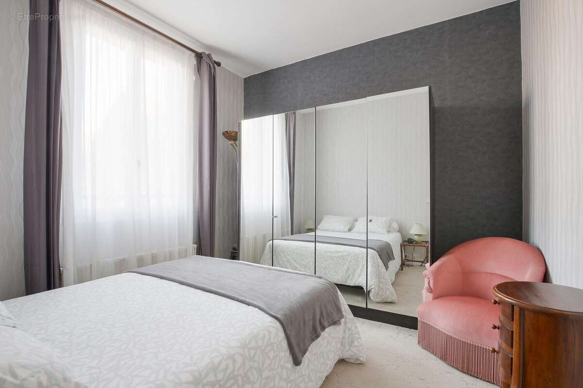 Maison à ASNIERES-SUR-SEINE