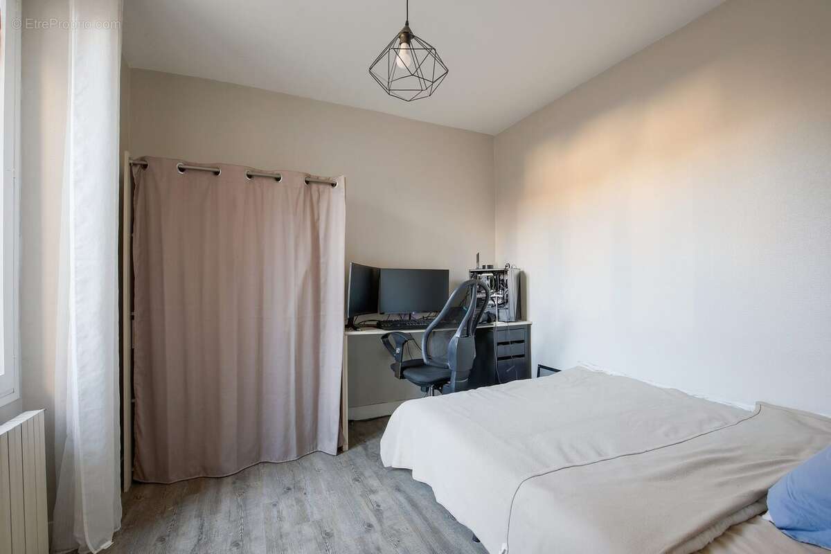 Maison à ASNIERES-SUR-SEINE