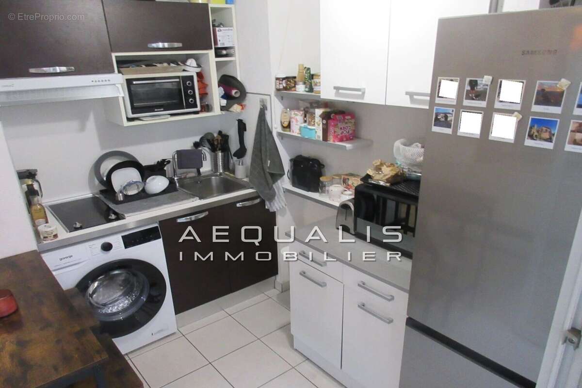 Appartement à SAINT-LAURENT-DU-VAR