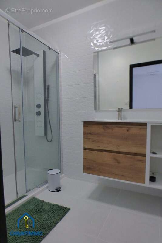 Maison à BOURNEZEAU