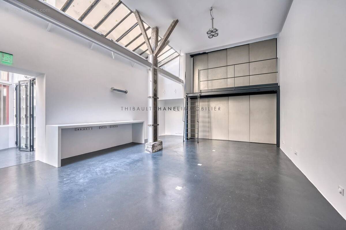 Appartement à PARIS-3E