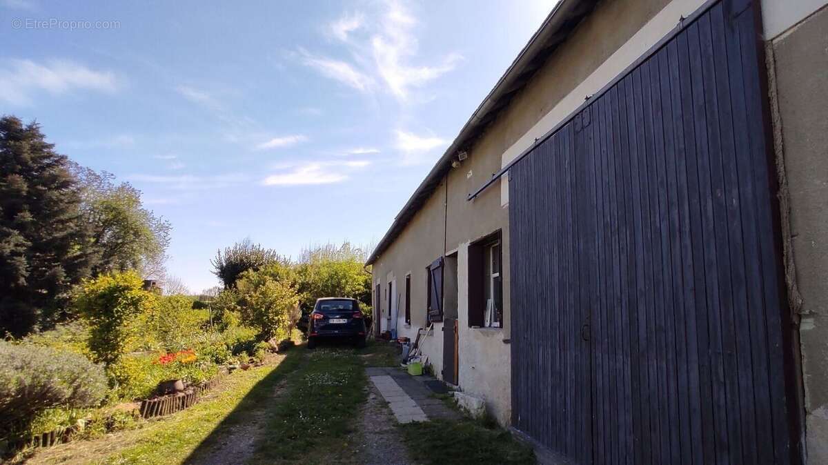 Maison à COLOMBIERS