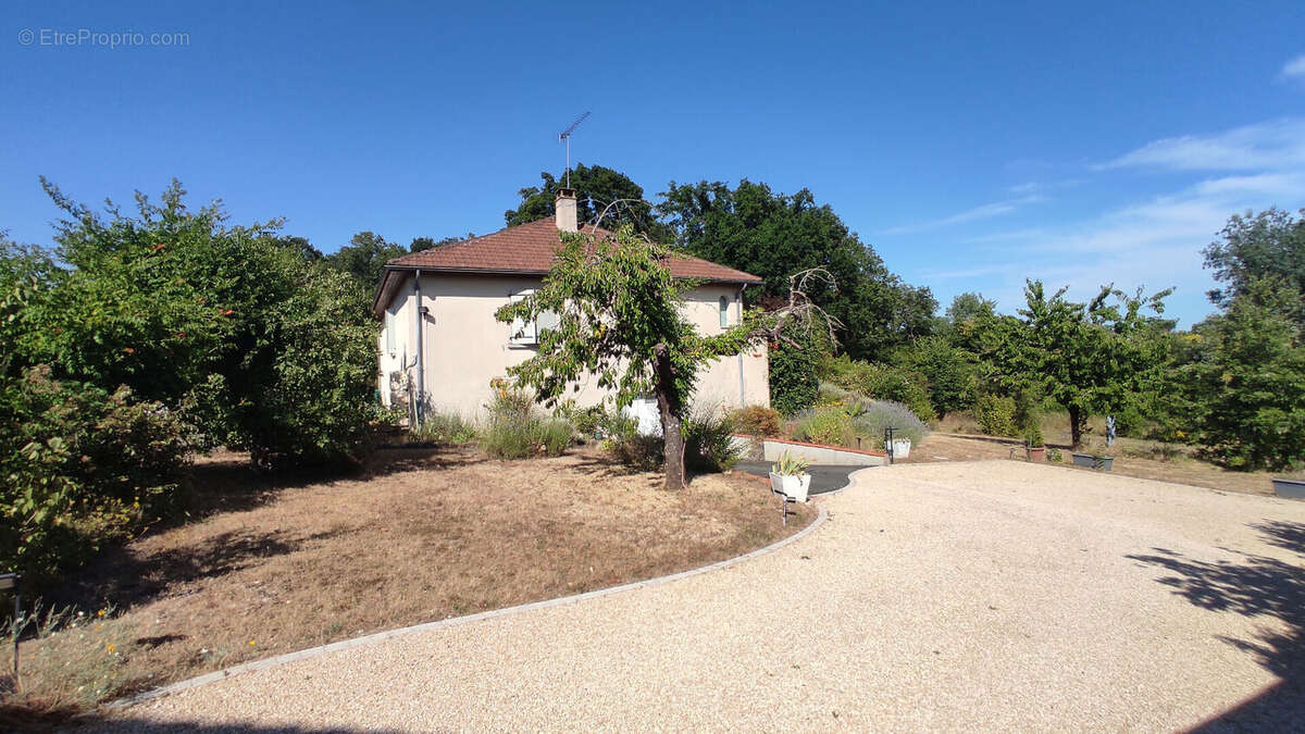 Maison à CHATELLERAULT