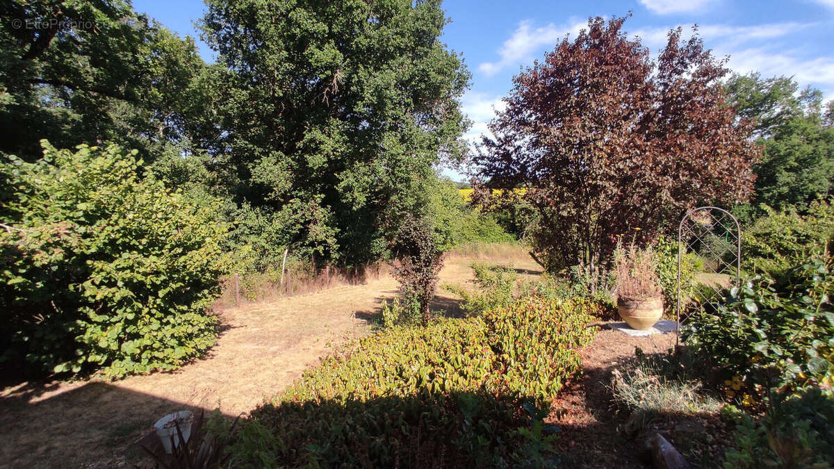 Maison à CHATELLERAULT