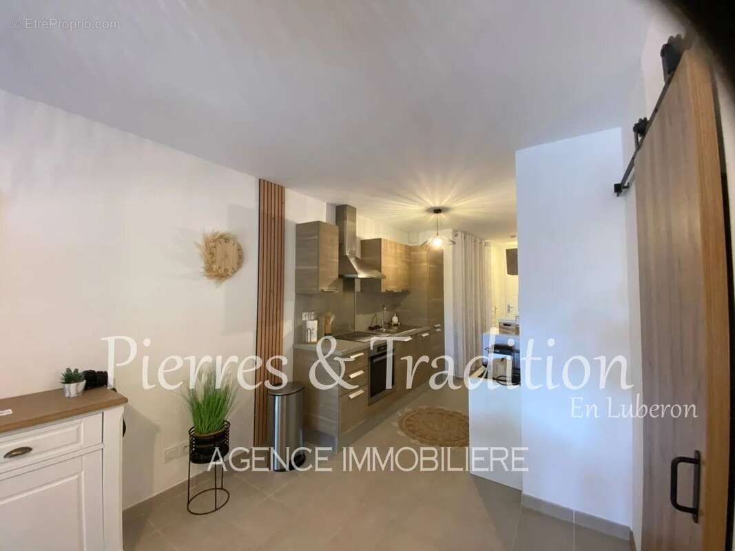 Appartement à ROUSSILLON