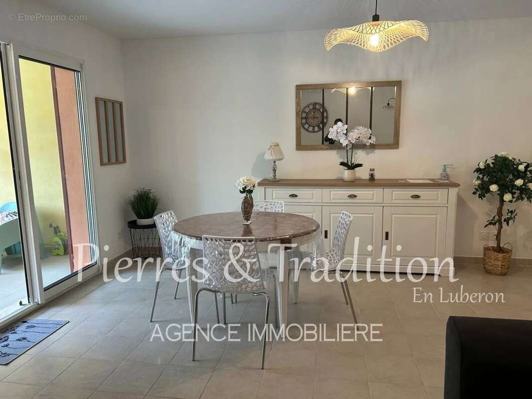 Appartement à ROUSSILLON