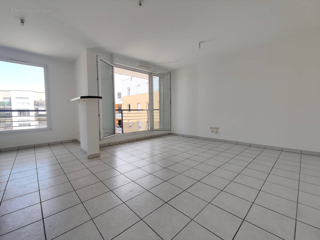 Appartement à NIMES