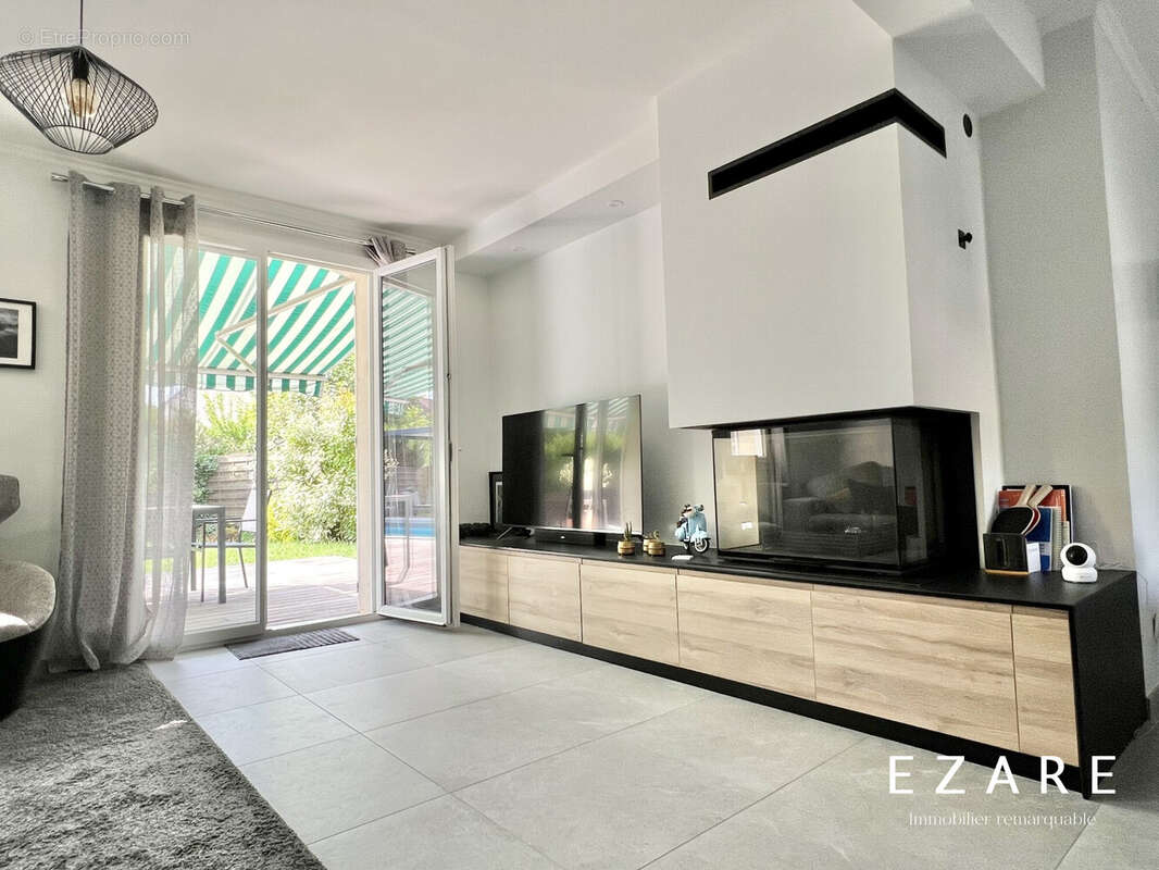 Maison à CHEVIGNY-SAINT-SAUVEUR