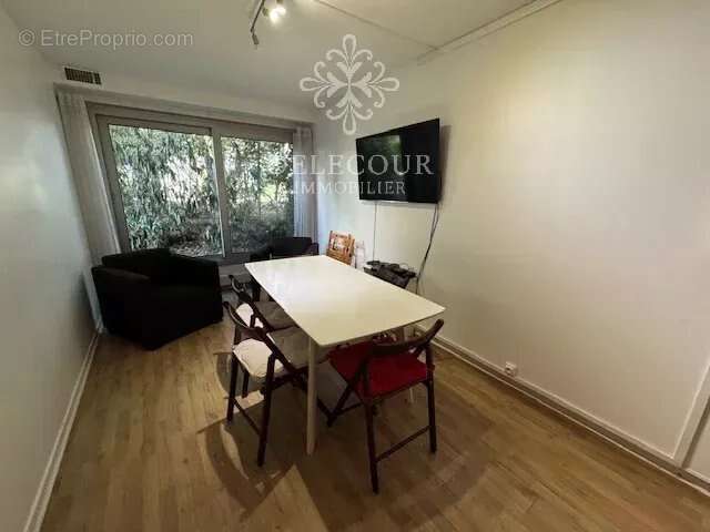 Appartement à MONTROUGE