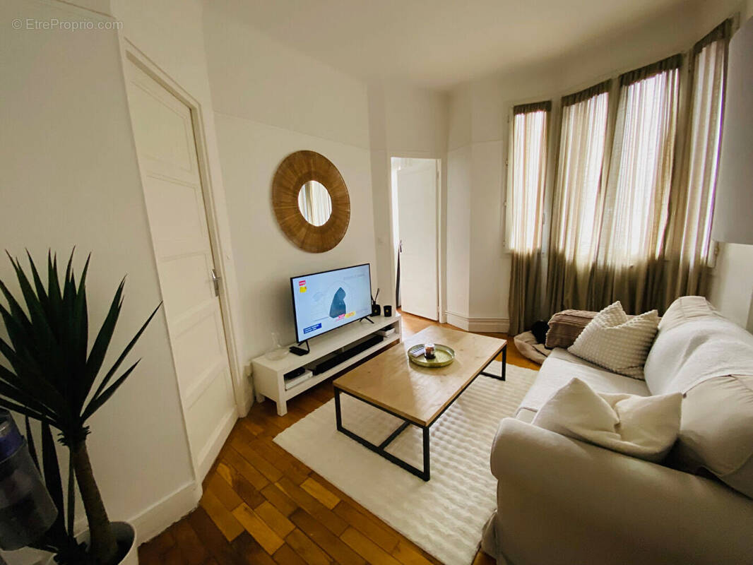 Appartement à NOGENT-SUR-MARNE