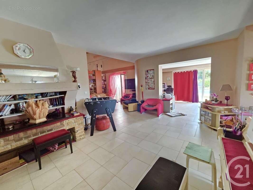 Maison à SIX-FOURS-LES-PLAGES