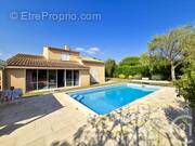 Maison à SIX-FOURS-LES-PLAGES