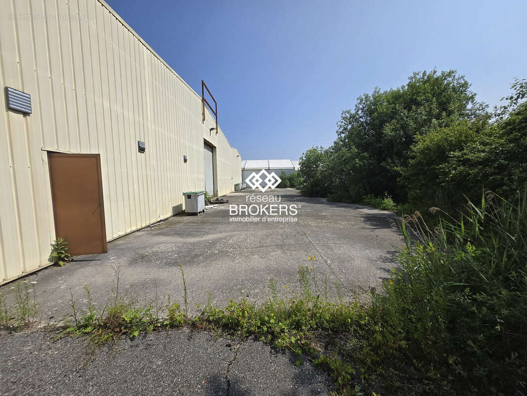 Commerce à GROISSIAT