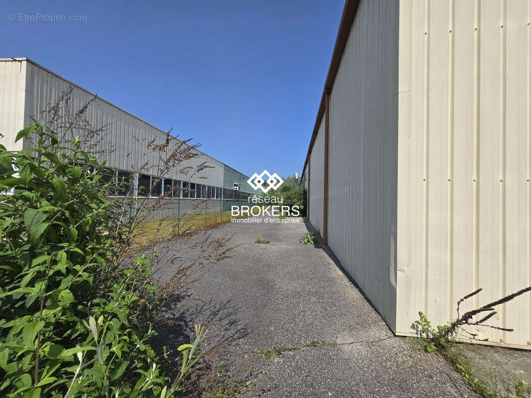 Commerce à GROISSIAT