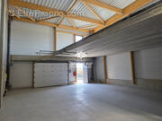 Commerce à VAILHAUQUES