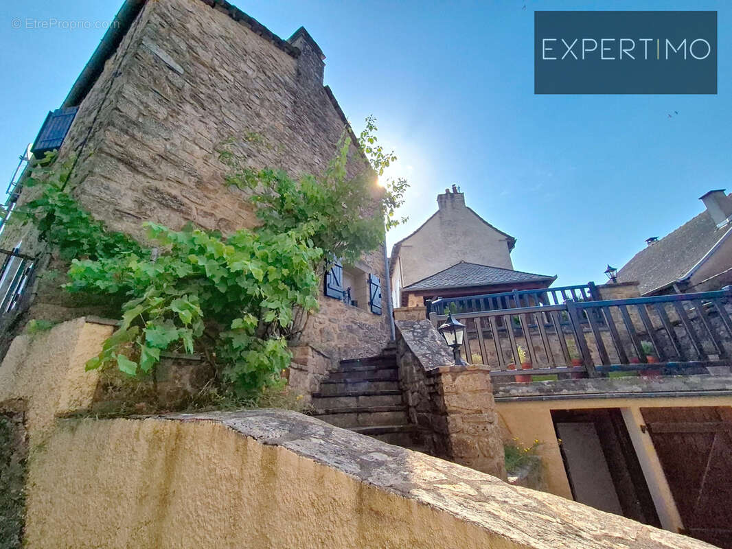 Maison à CASSAGNES-BEGONHES