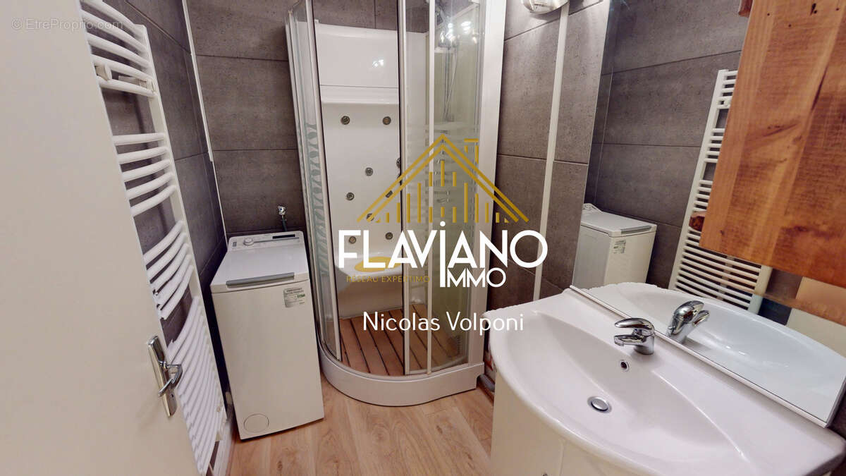 Appartement à LES THUILES