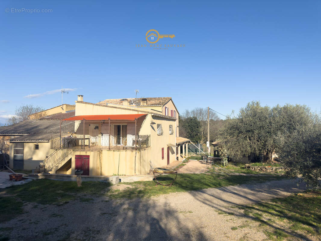 Maison à LE CANNET-DES-MAURES