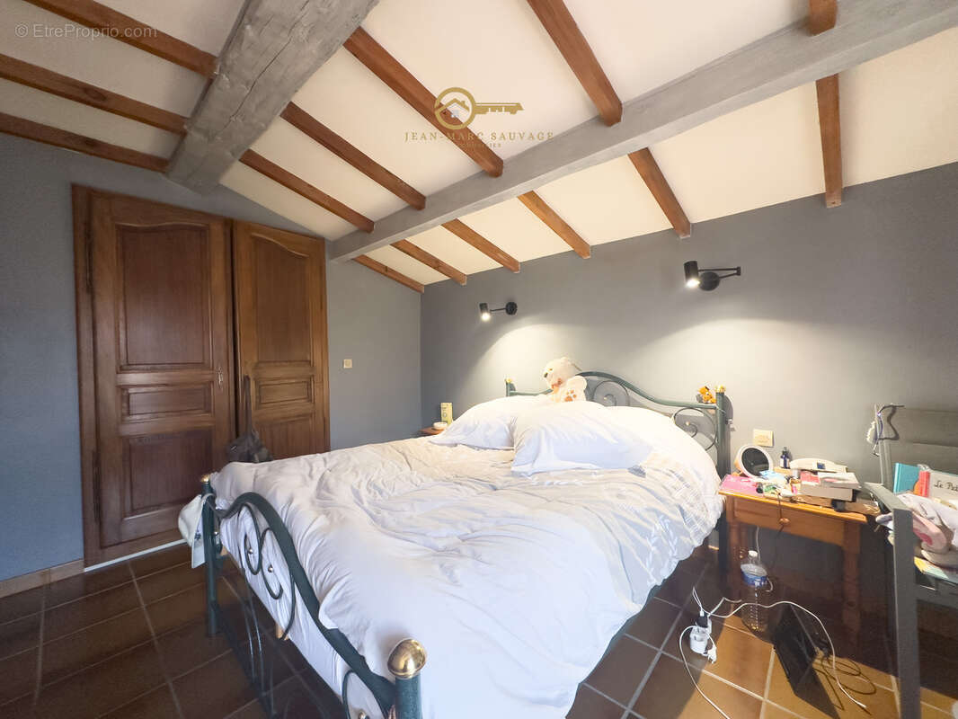 Maison à LE CANNET-DES-MAURES