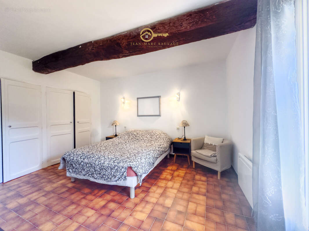 Maison à LE CANNET-DES-MAURES