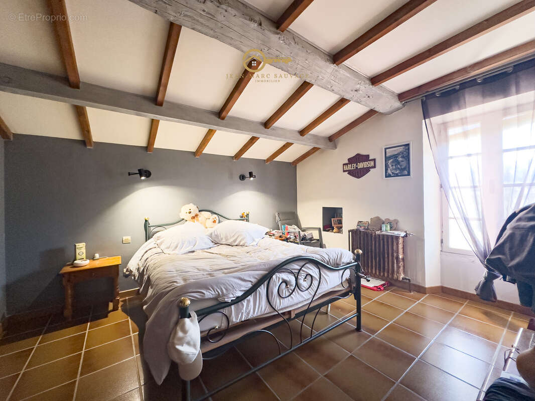 Maison à LE CANNET-DES-MAURES