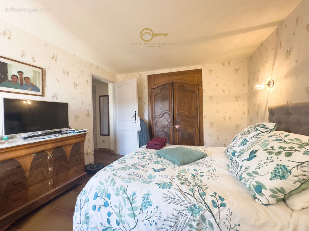 Maison à LE CANNET-DES-MAURES