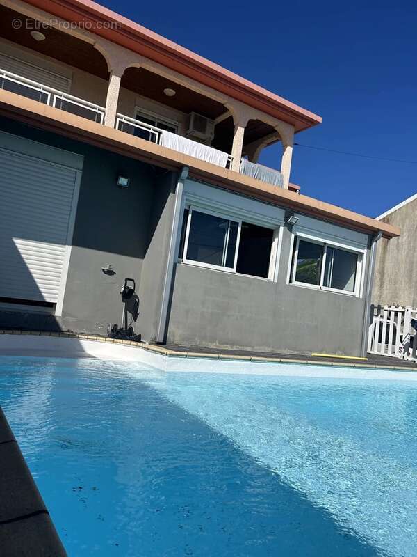 Appartement à SAINT-PIERRE