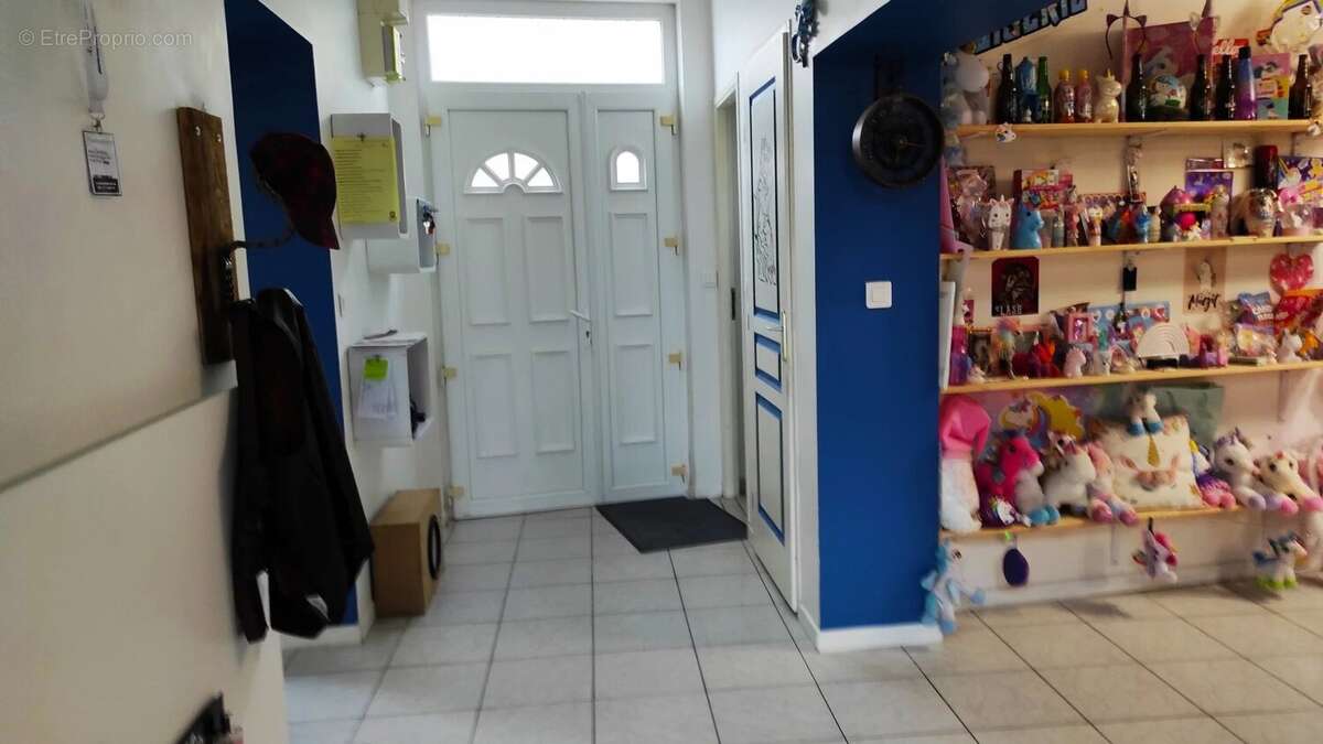 Maison à ECLARON-BRAUCOURT-SAINTE-LIVIERE