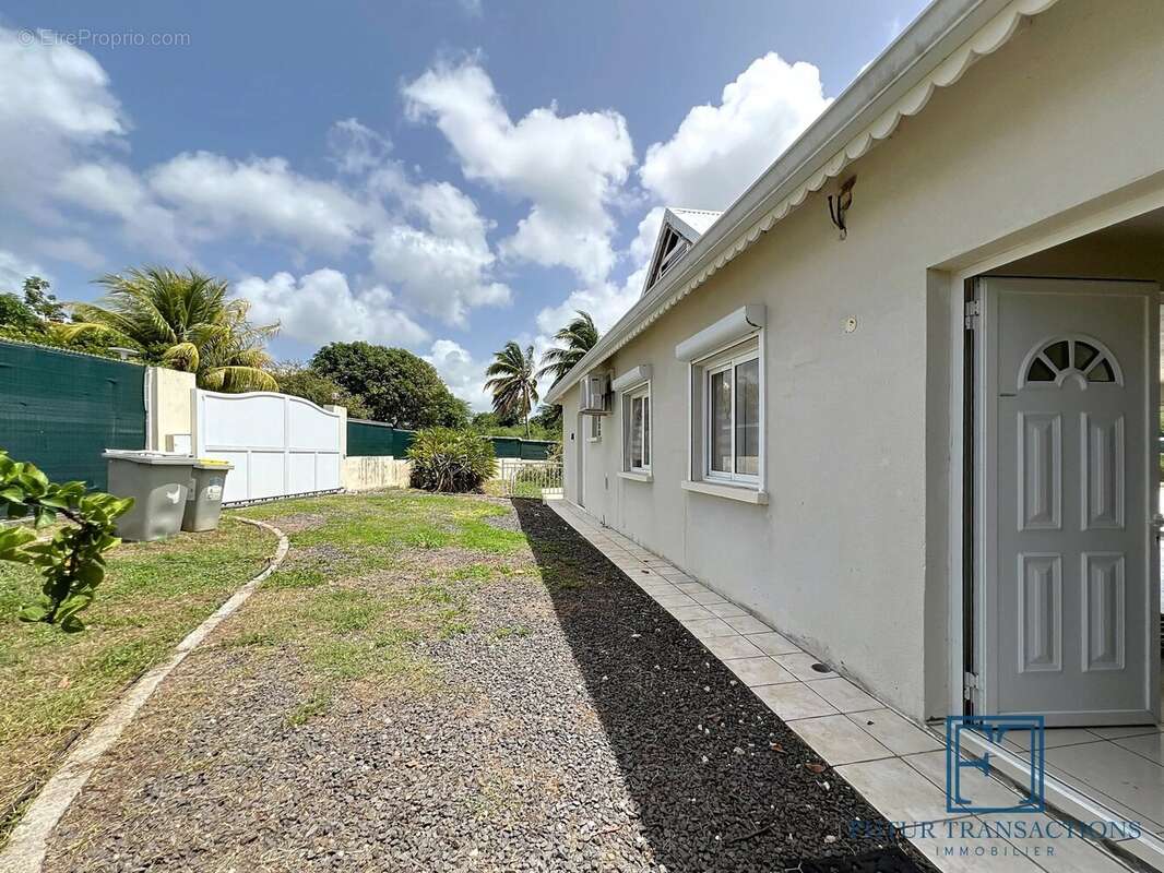 Maison à SAINTE-ANNE