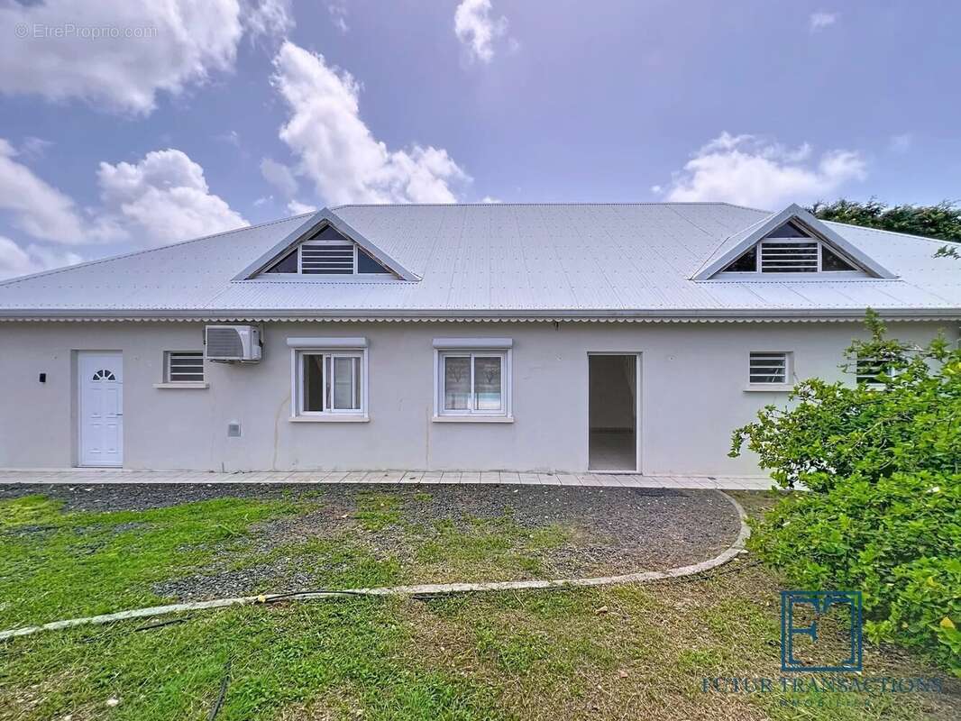 Maison à SAINTE-ANNE