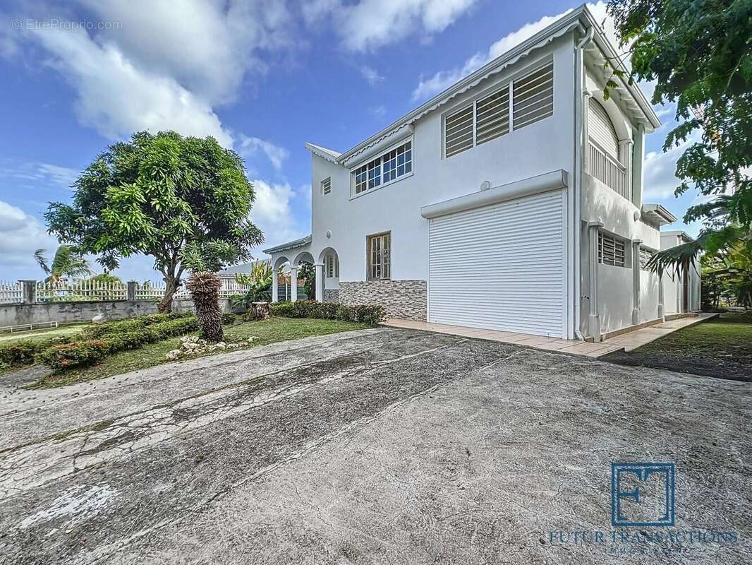 Maison à SAINTE-ANNE